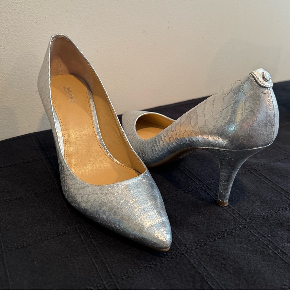 Michael Kors Claire Pump Metallic